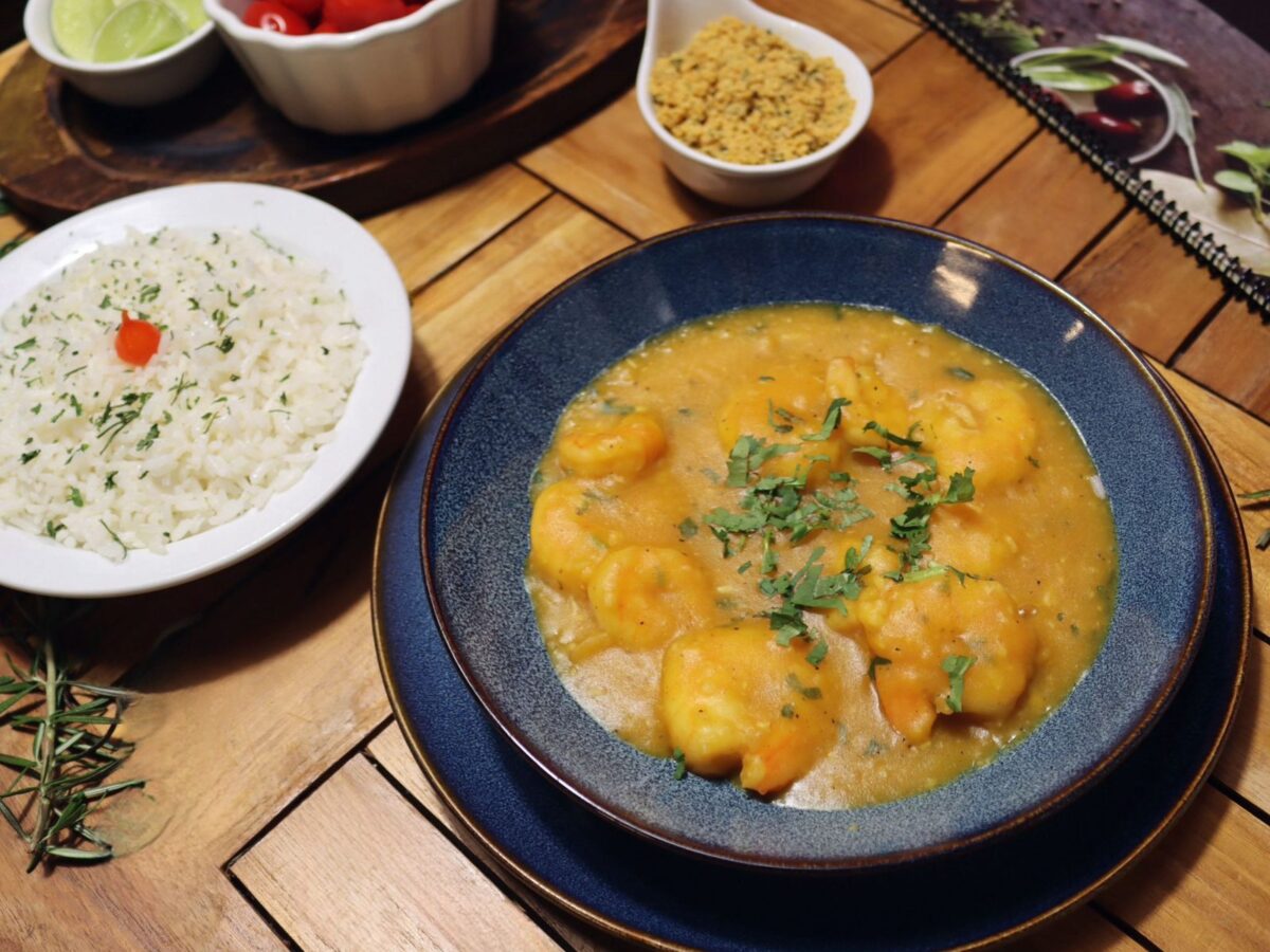 Bobó de camarão — shrimp in creamy cassava and coconut milk stew