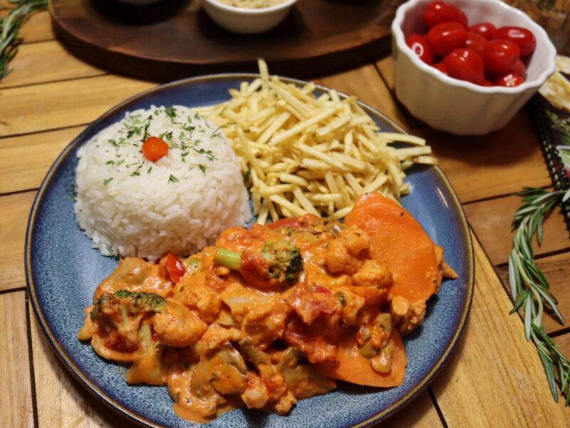 Vegetarian Stroganoff (Strogonoff Vegetariano) served at Boteco Restaurant